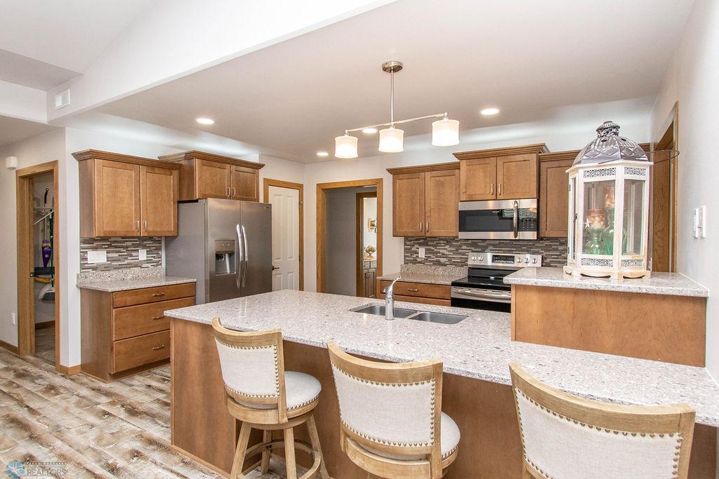 3766 7th St E, West Fargo