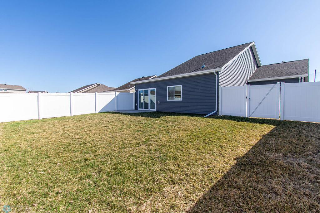 3766 7th St E, West Fargo