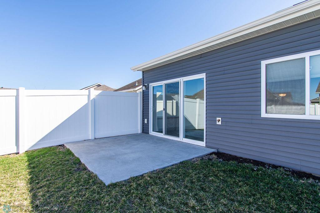 3766 7th St E, West Fargo