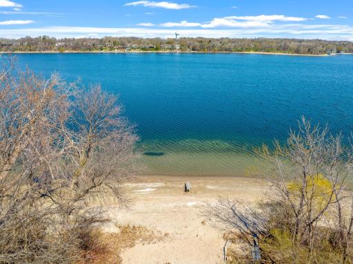 5520 Fairlawn Shores Trail SE, Prior Lake, MN 55372