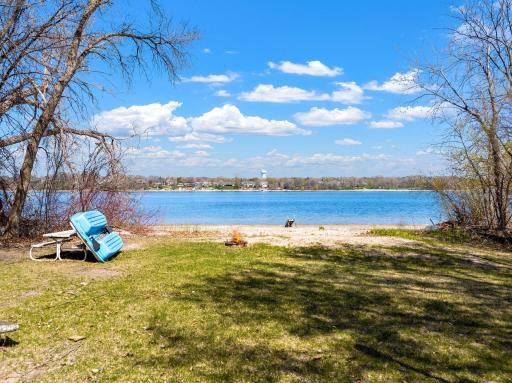 5520 Fairlawn Shores Trail SE, Prior Lake, MN 55372