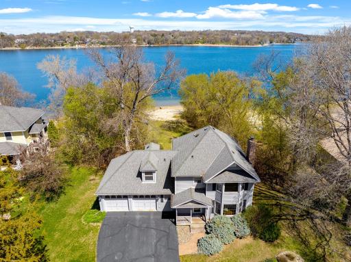 5520 Fairlawn Shores Trail SE, Prior Lake, MN 55372