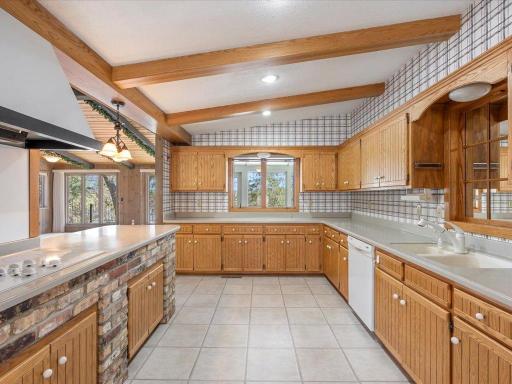 11354 Green Hill Road, Brainerd, MN 56401