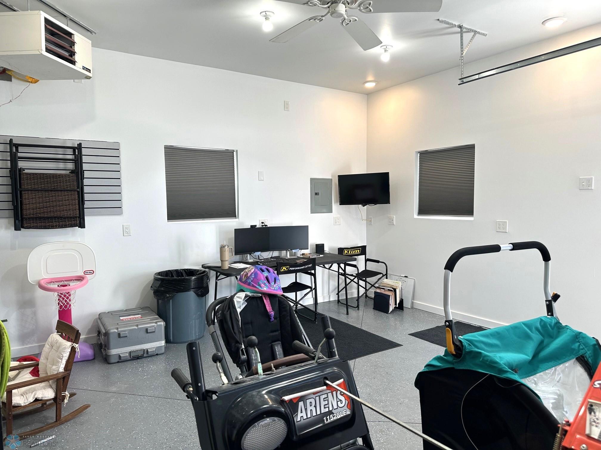 Detached garage 2 1.jpg