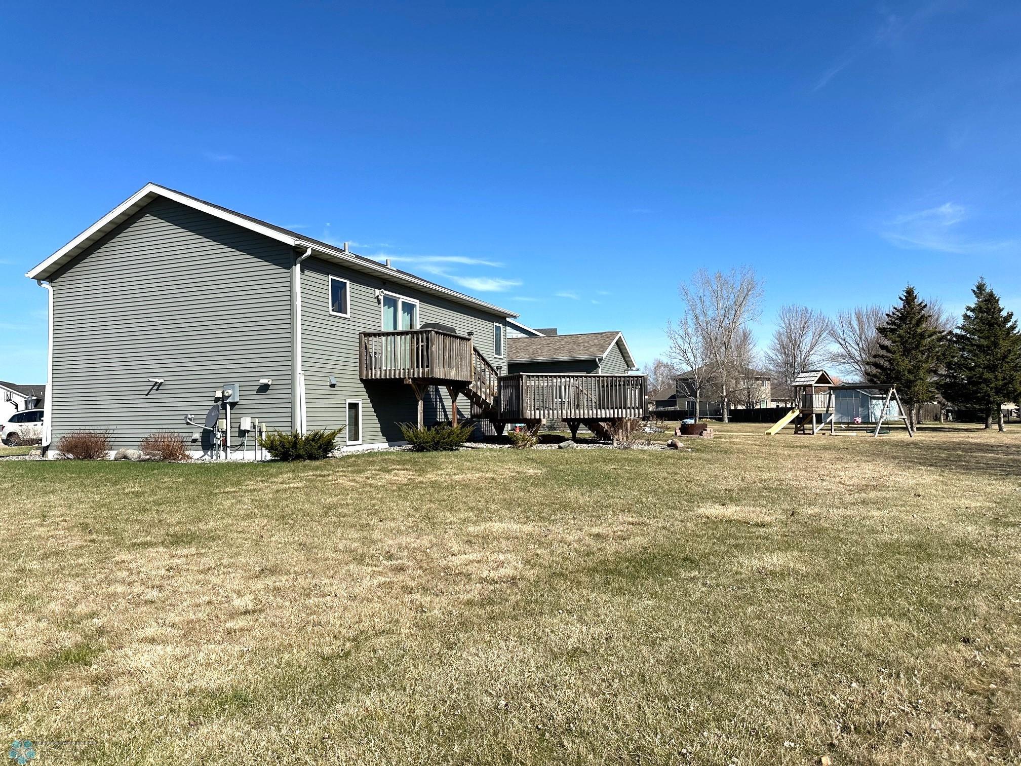 Backyard 2 4.jpg