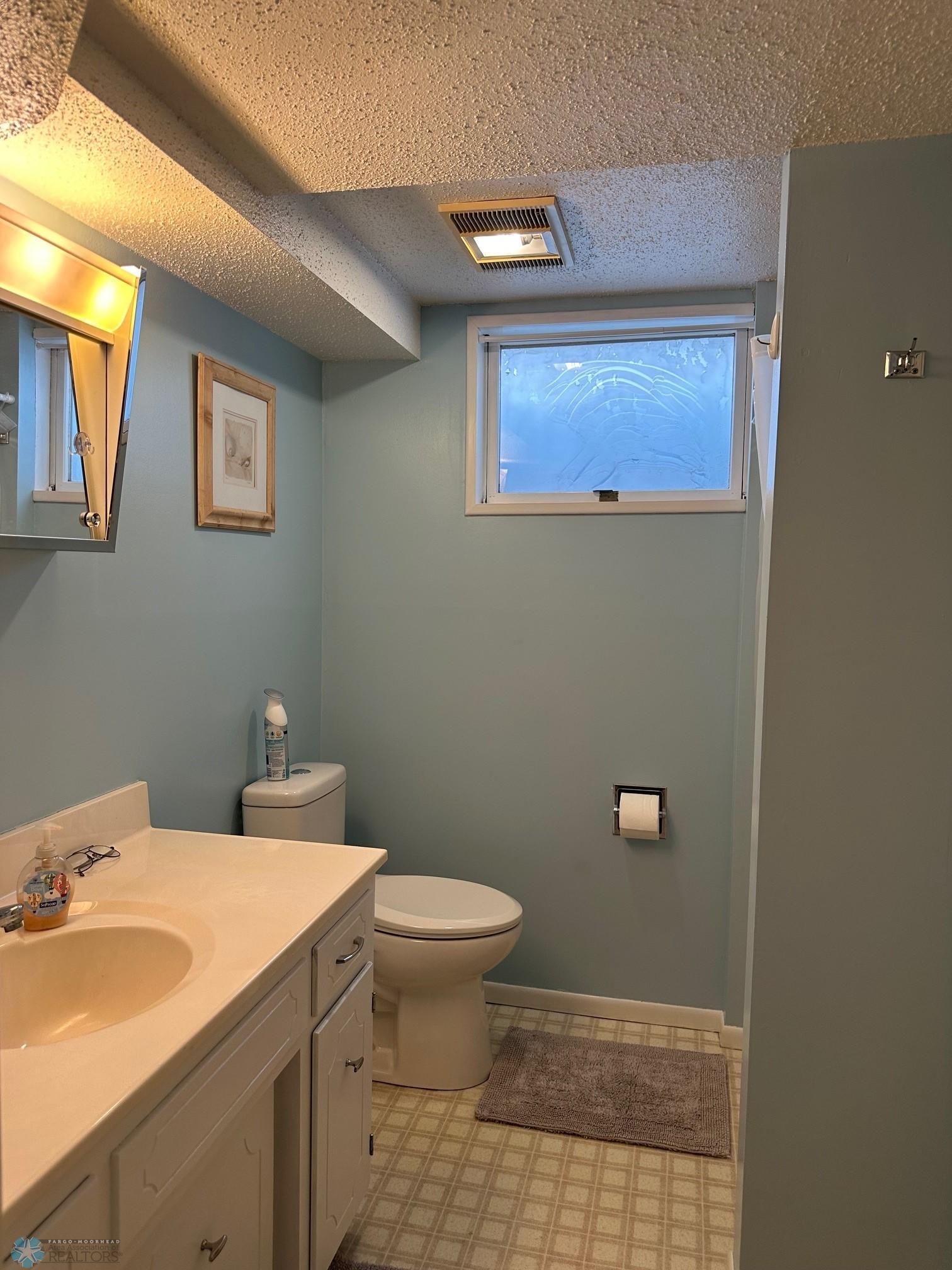 Basement bath.jpg