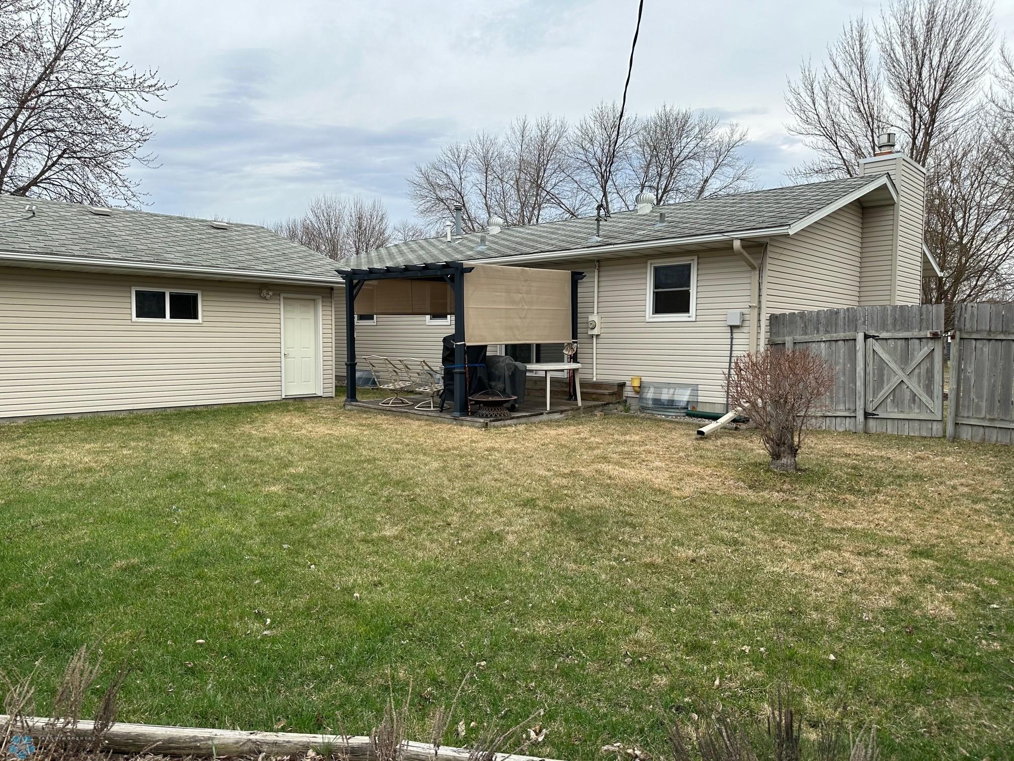Backyard 1.jpg