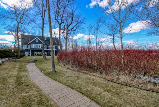 2215 Majestic Lane NW, Alexandria, MN 56308