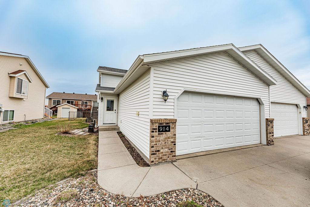 Property photo for 914 3rd Avenue NE, Dilworth, MN 56529
