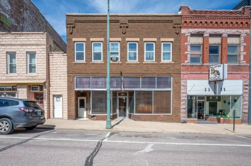 116 W 1st Street, Fairmont, MN 56031