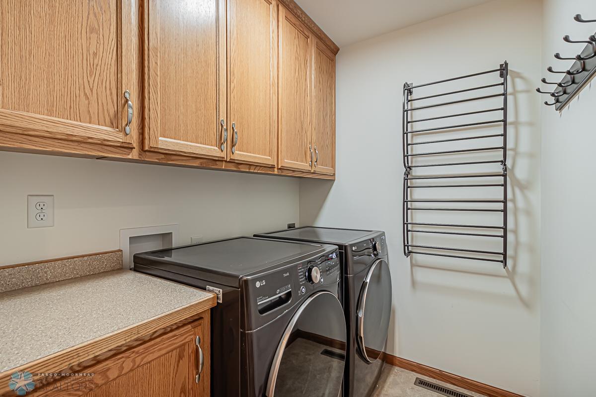 Laundry room 2nd floor