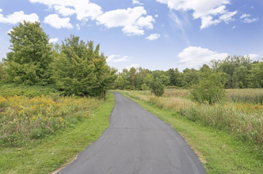Biking and walking trail is right out your back door. Trail leads to Elm Creek Park Reserve and if you'd like a longer adventure, head to the Mississippi river dam.