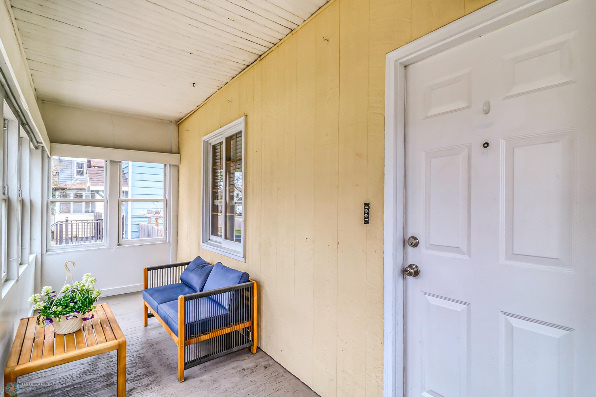 FrontPorch1_1.jpg