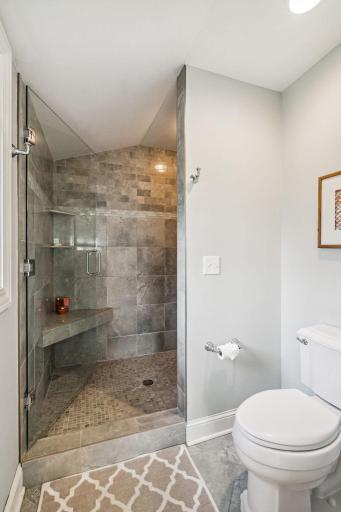 4521 Rutledge Avenue, Edina, MN 55436