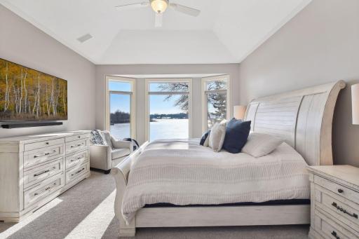 Stunning south-facing views overlooking the bay and Stonebrookeâs 8th hole!