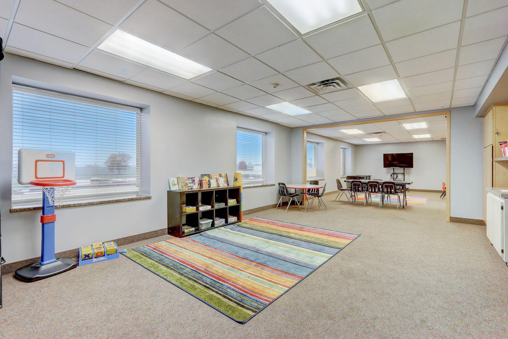 Versatile classroom space