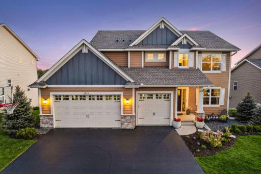 8963 Lakeside Drive, Victoria, MN 55386