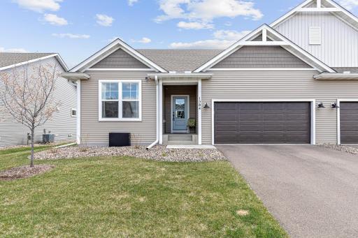 1584 Southpoint Drive, Hudson, WI 54016