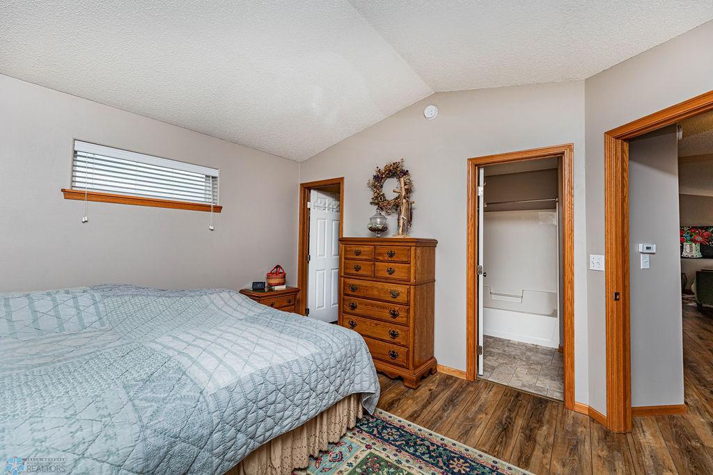 Walkin Closet and Private Bathroom