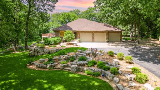 11080 Kingsborough Trail, Cottage Grove, MN 55016
