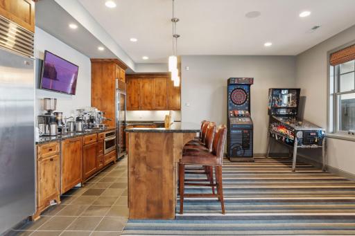 8350 Marsh Creek Road, Saint Paul, MN 55125