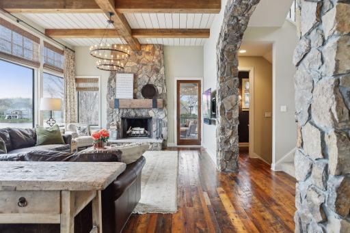 8350 Marsh Creek Road, Saint Paul, MN 55125