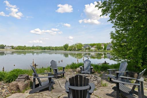 8350 Marsh Creek Road, Saint Paul, MN 55125