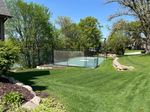 8350 Marsh Creek Road, Saint Paul, MN 55125
