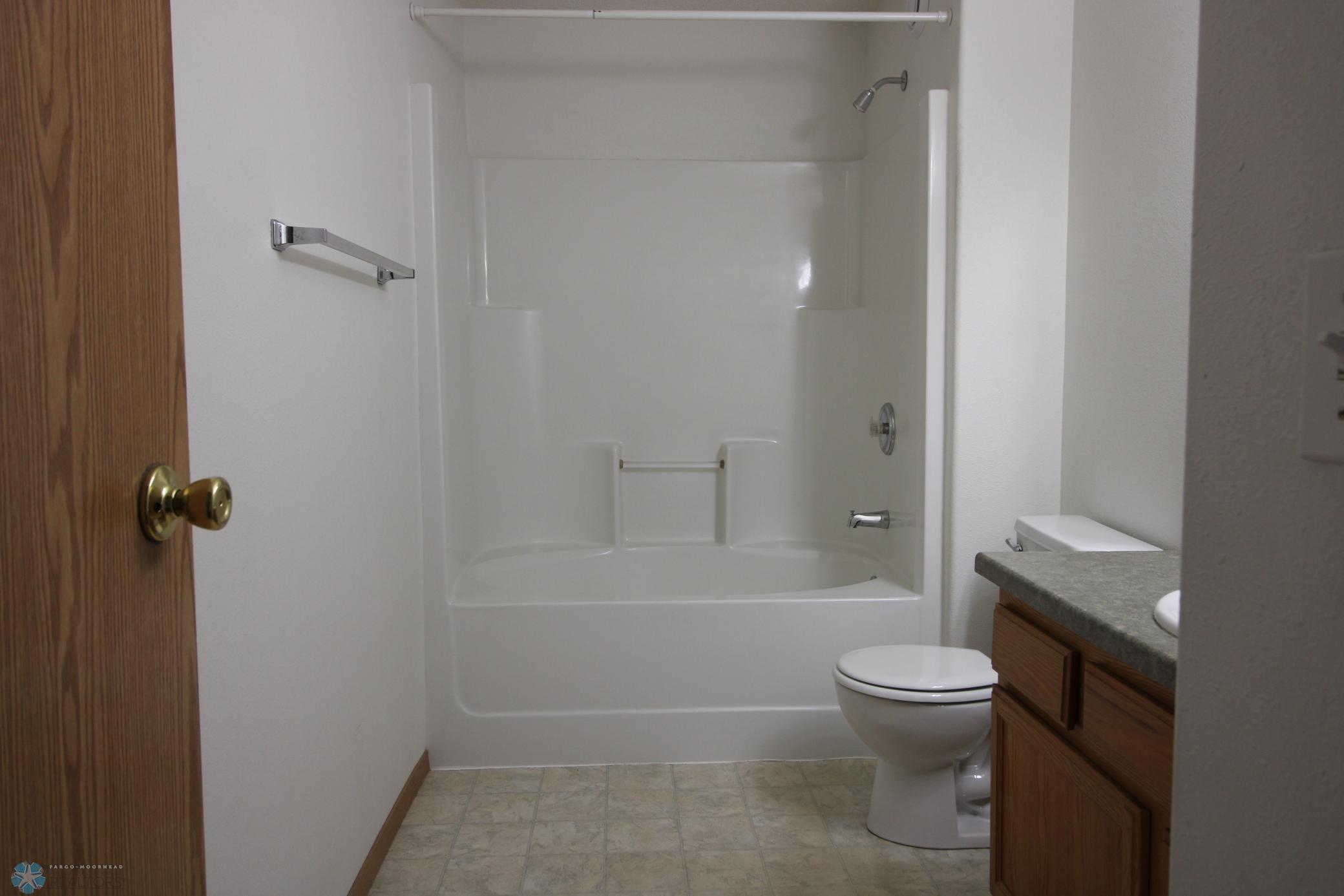 Upper Level Bath