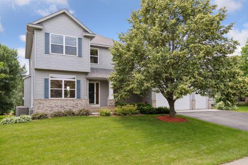 1149 S Windmill Creek, Waconia, MN 55387