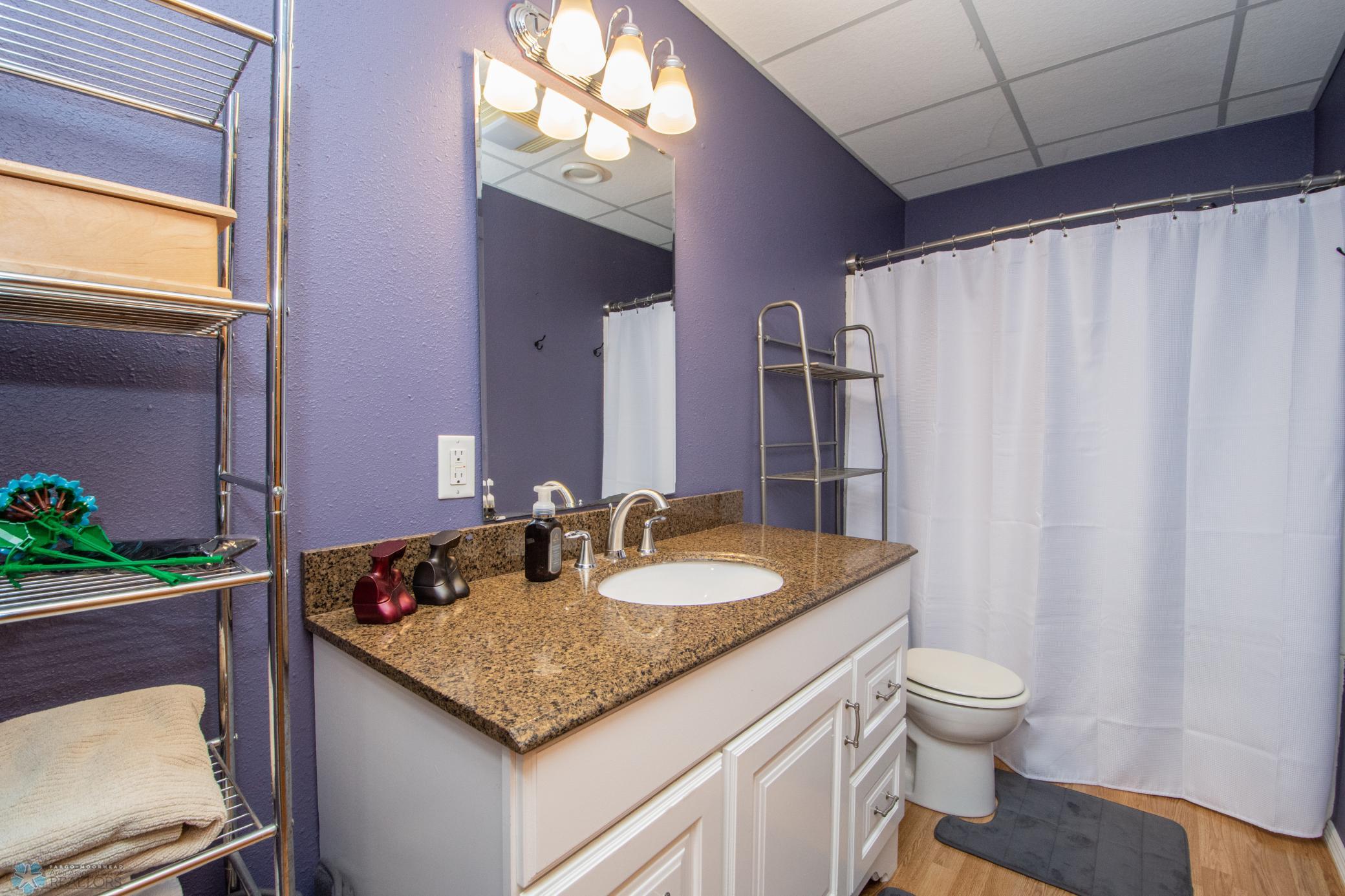 Hollywood Bathroom