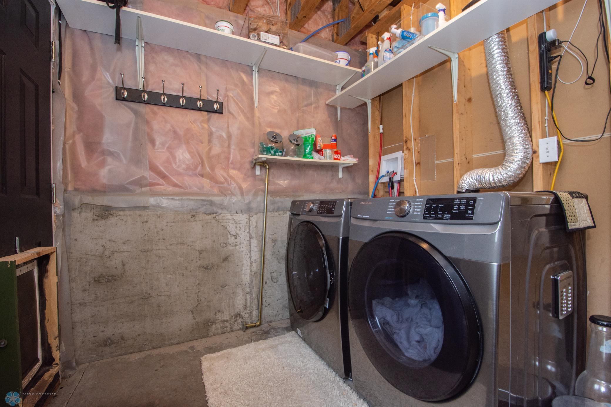 Laundry/Utility/Garage Access