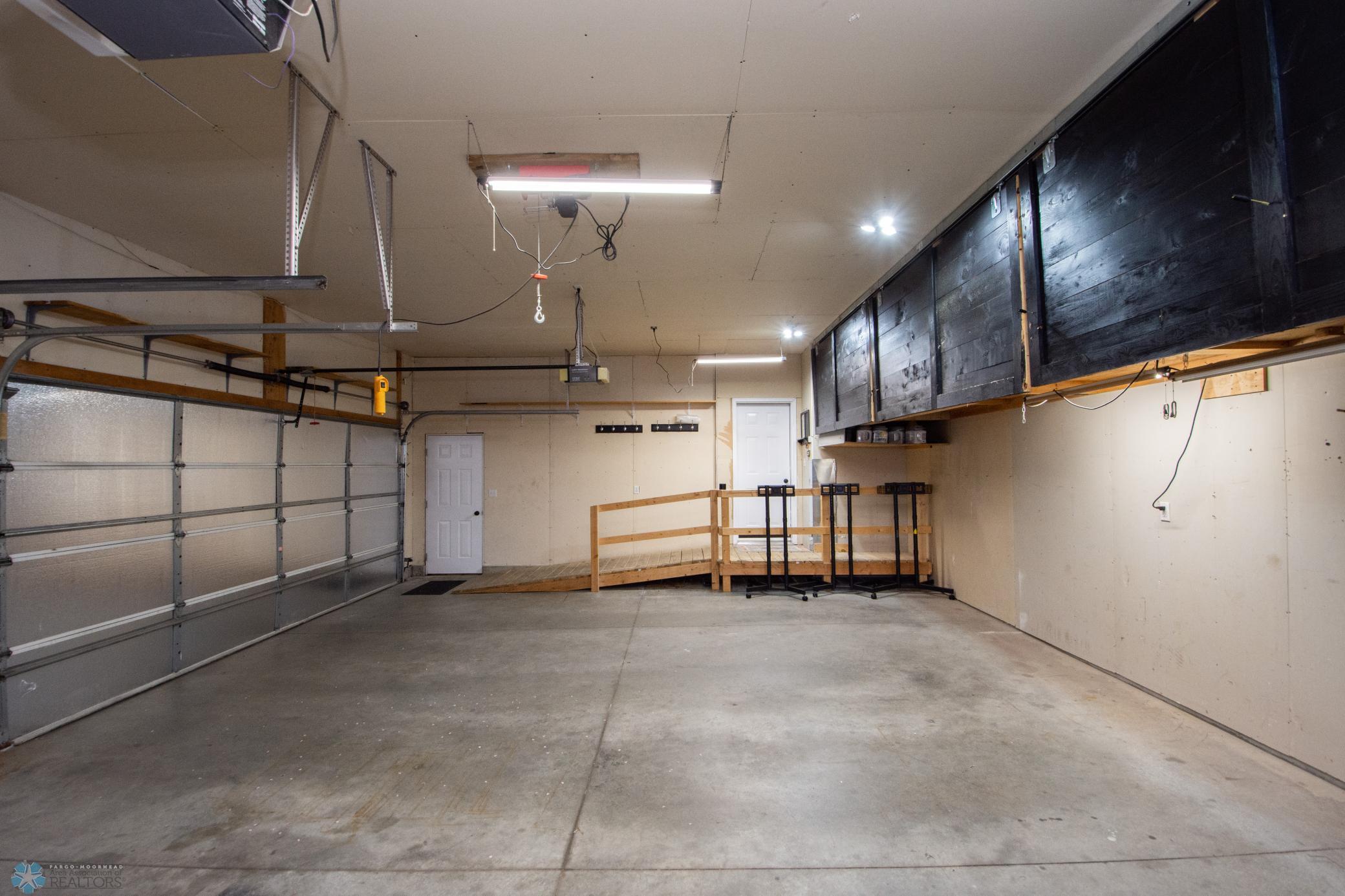 Insulated & Heated Garage
