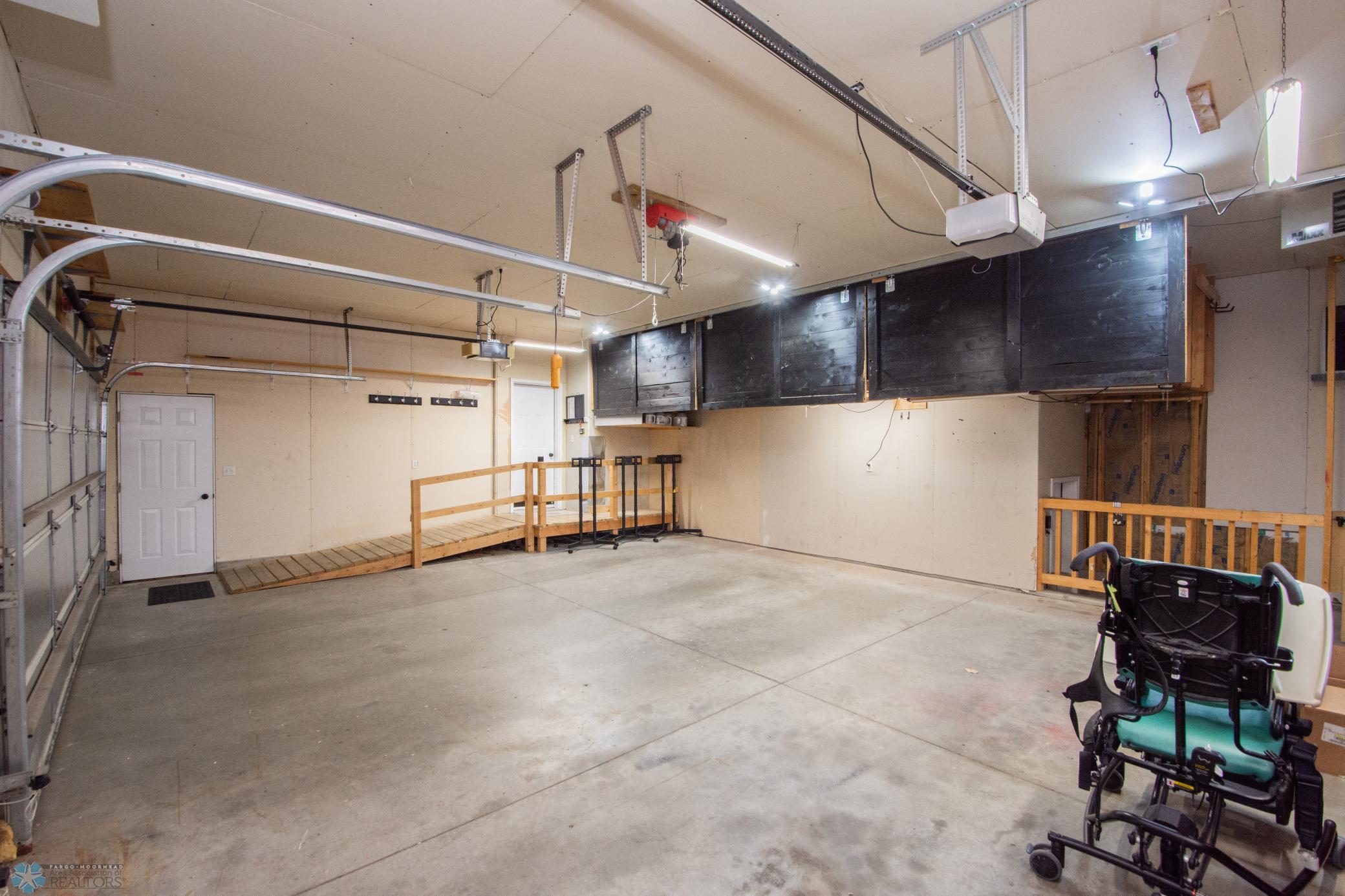 Insulated & Heated Garage