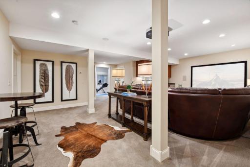 2227 Portico Green, Minnetonka, MN 55391