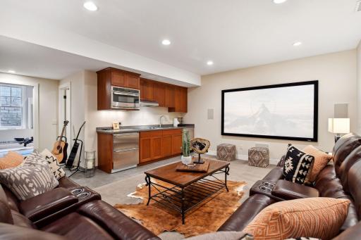 2227 Portico Green, Minnetonka, MN 55391