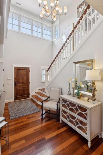 2227 Portico Green, Minnetonka, MN 55391
