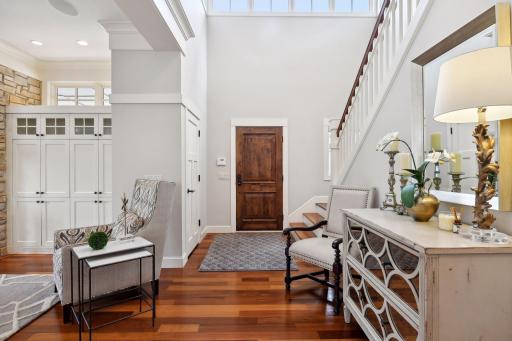 2227 Portico Green, Minnetonka, MN 55391