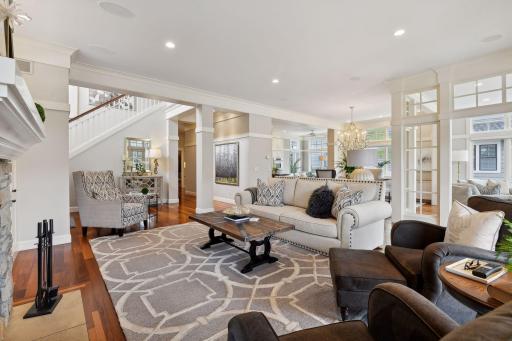2227 Portico Green, Minnetonka, MN 55391
