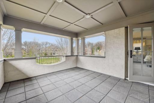 2227 Portico Green, Minnetonka, MN 55391