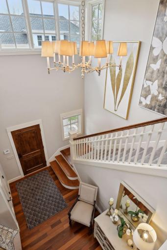 2227 Portico Green, Minnetonka, MN 55391