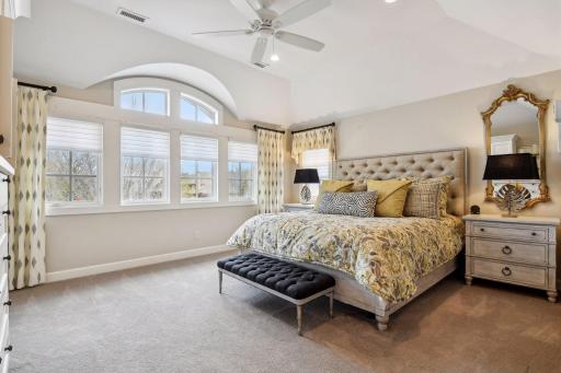 2227 Portico Green, Minnetonka, MN 55391
