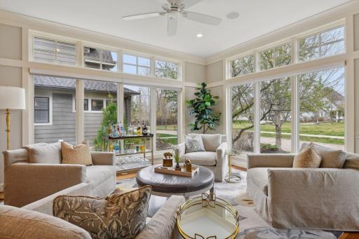 2227 Portico Green, Minnetonka, MN 55391