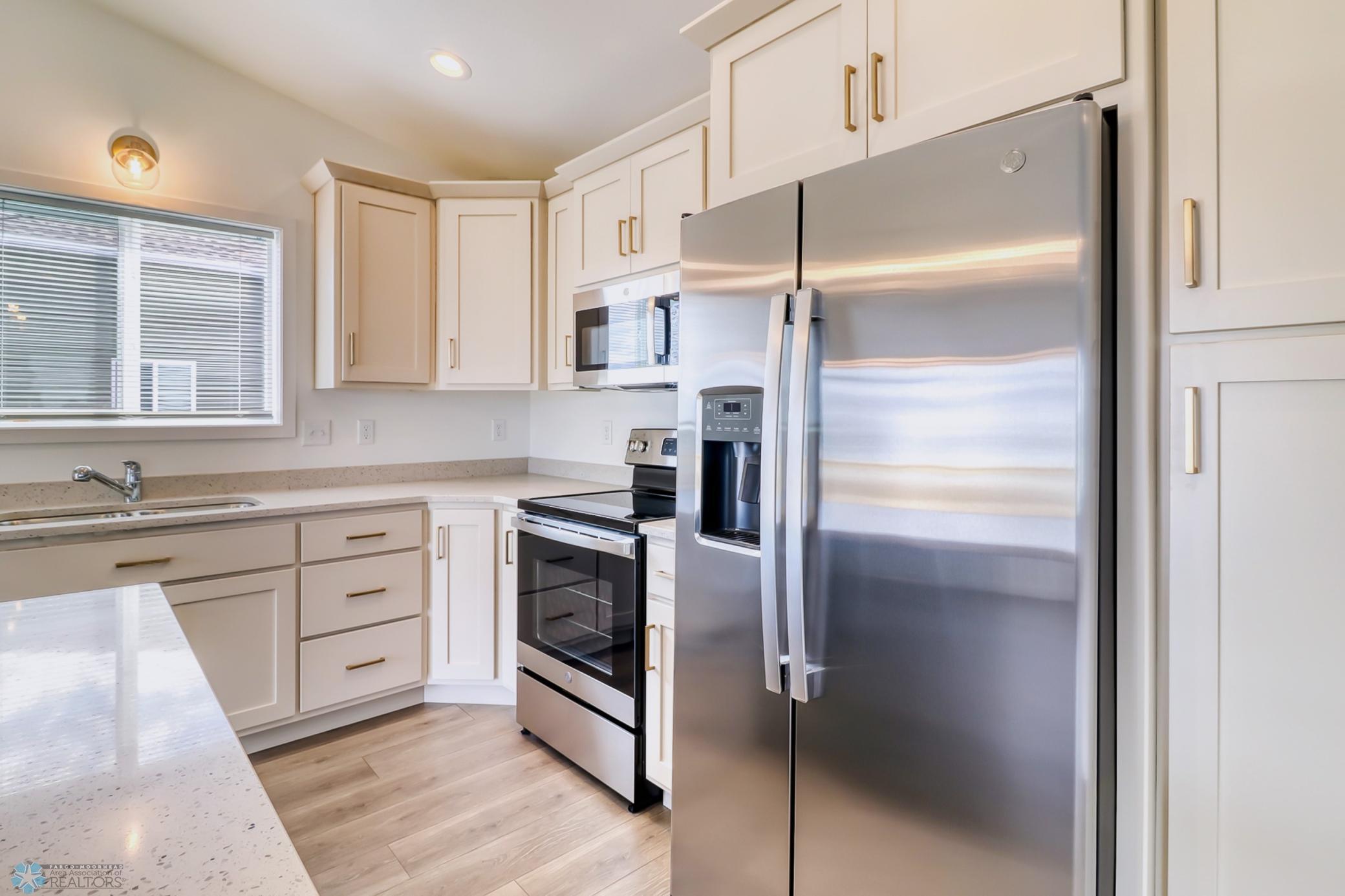 Kitchen1_6.jpg