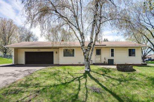 1-web-or-mls-8303-68th-St-S-Select28-01.jpg