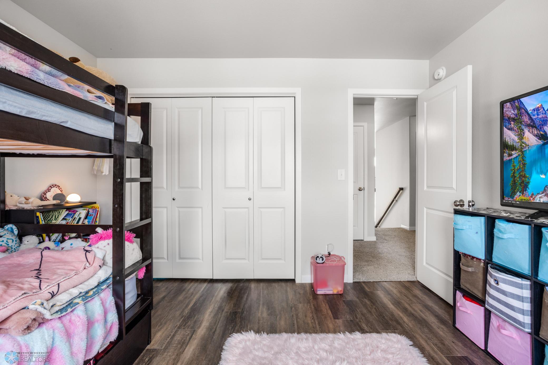 bedroom 2 .jpg