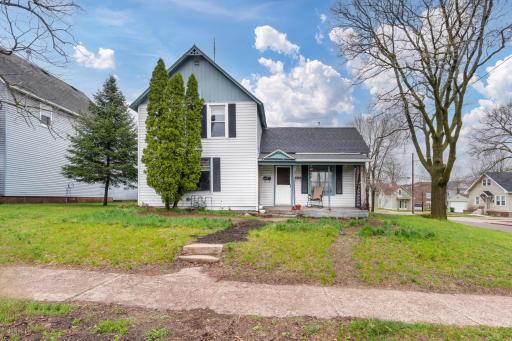 1114 E Madison Street, Eau Claire, WI 54703