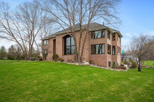 Beautiful brick front on this spacious home providing all the space you need for living & entertaining!