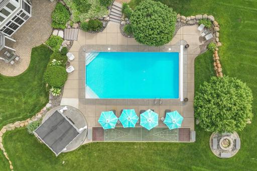 Home is close to Baker Park Reserve and National Golf Course, Lake Independence, Wayzata Country Club, and of course Lake Minnetonka and all its wonderful recreation and dining options!