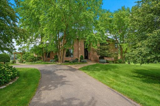 Beautiful brick front on this spacious home providing all the space you need for living & entertaining!